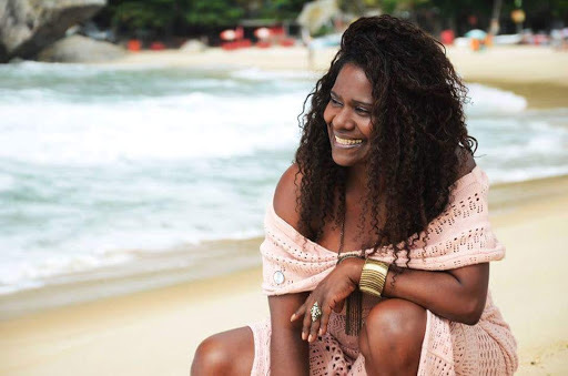 Resenha dos amigos do Rena recebe a cantora Cassiana Pérola Negra