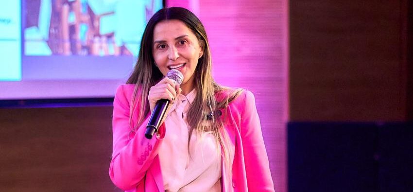 Elenilda Leite: A Profissional Número 1 de Consórcio no Brasil que Revolucionou o Atendimento ao Cliente