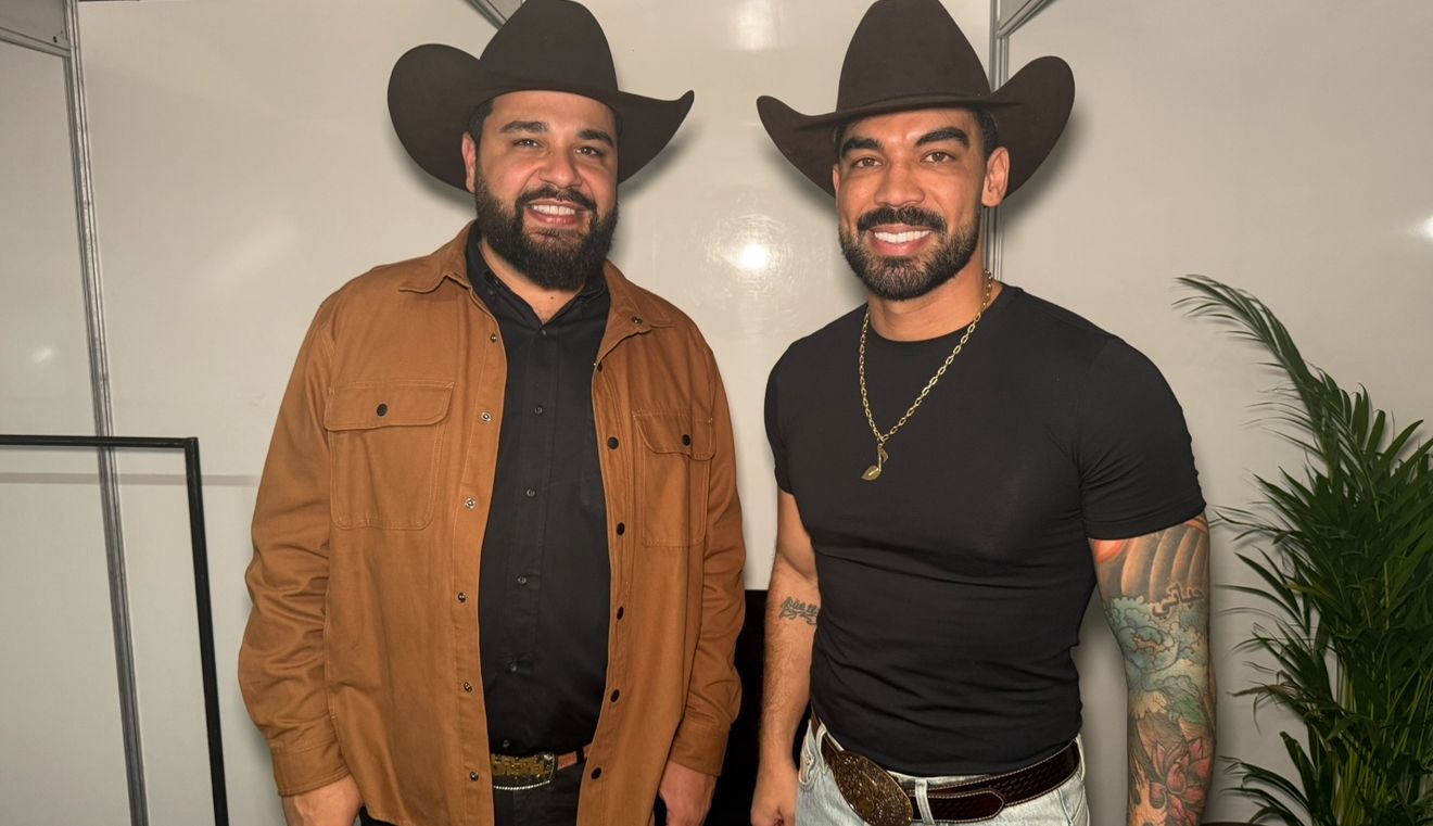 Léo & Raphael participam do DVD de Fiduma & Jeca e falam sobre amizade, expectativa e novidades
