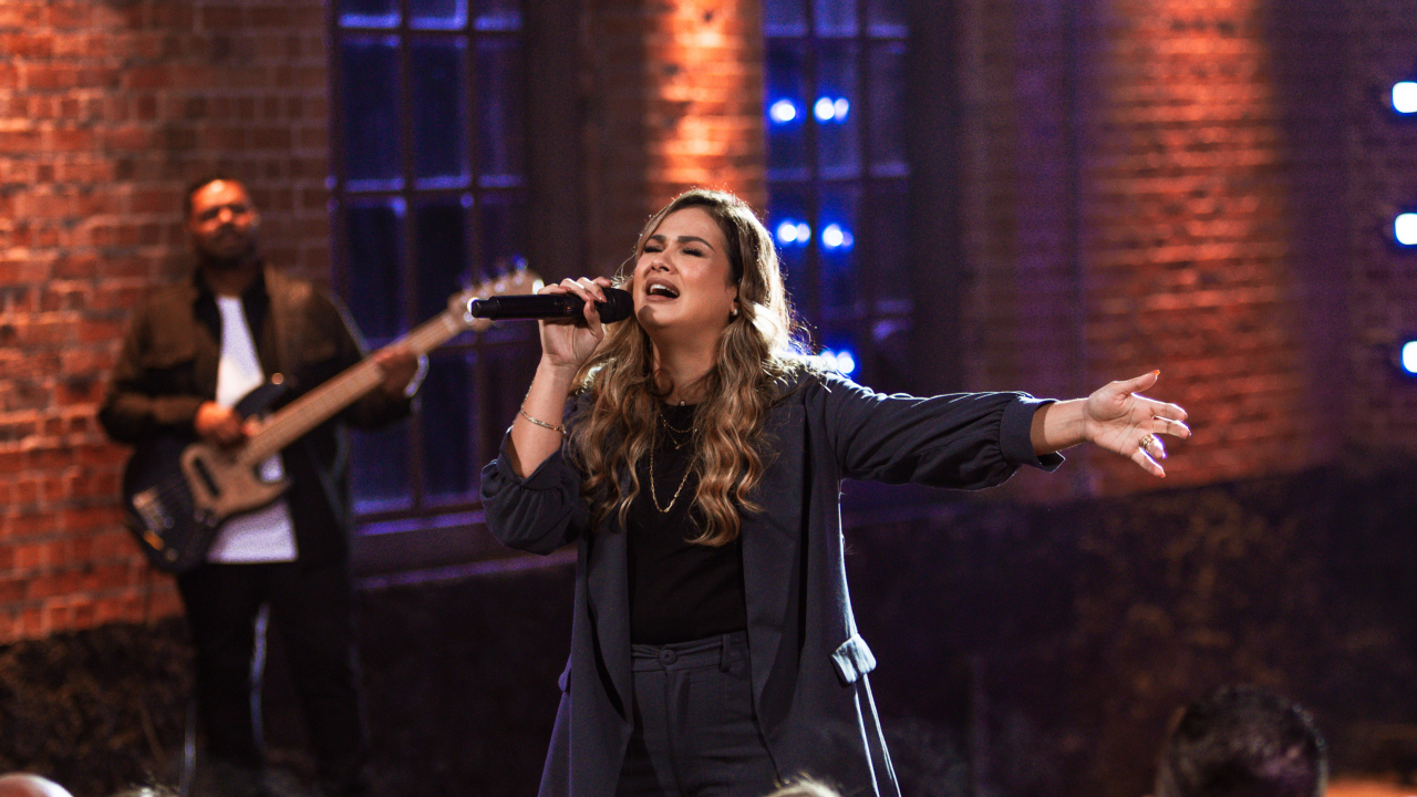 Bruna Olly grava projeto que celebra sua trajetória e grandes clássicos da música cristã