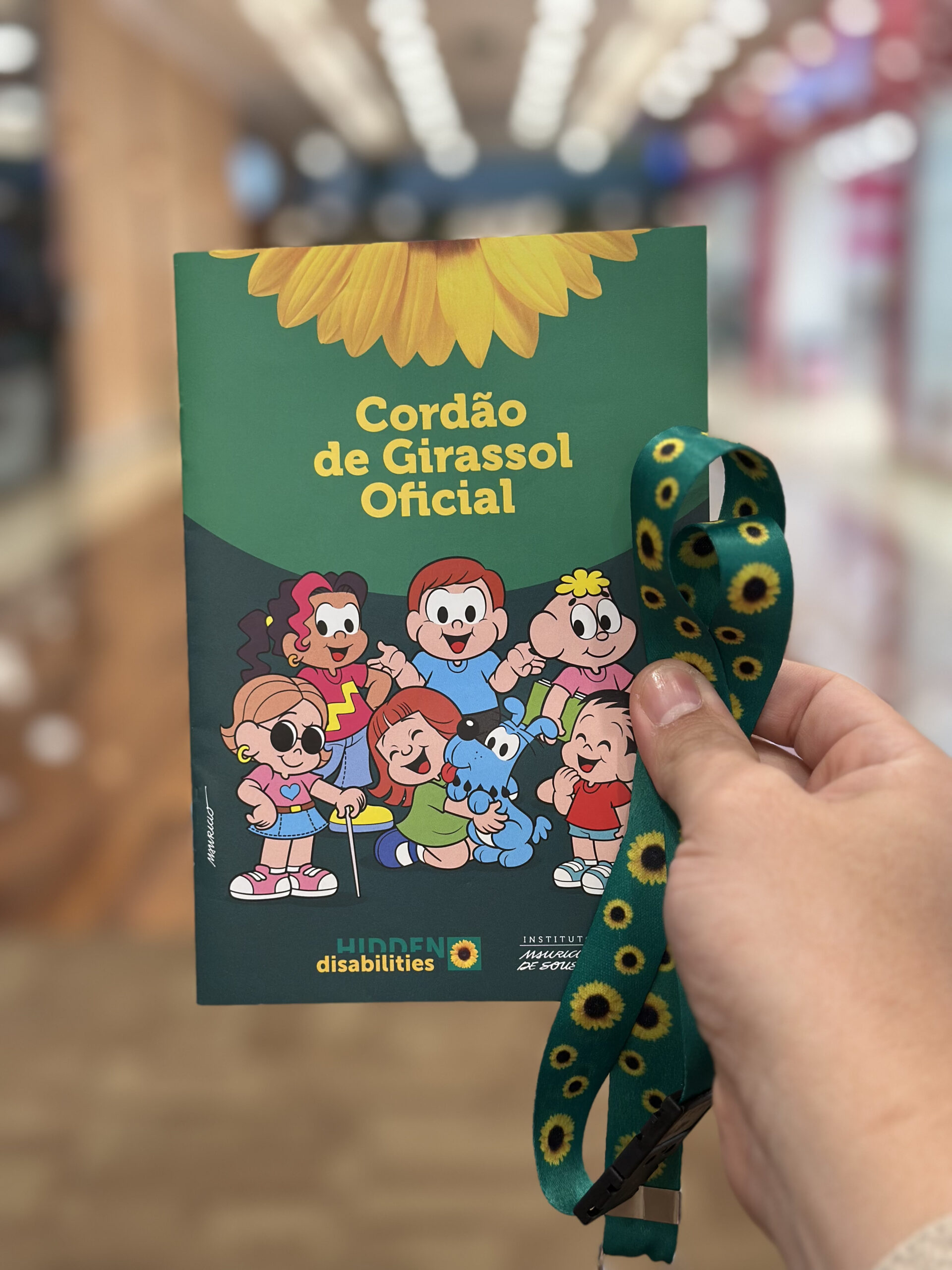 RibeirãoShopping e Shopping Santa Úrsula distribuem cartilha da Turma da Mônica sobre deficiências invisíveis