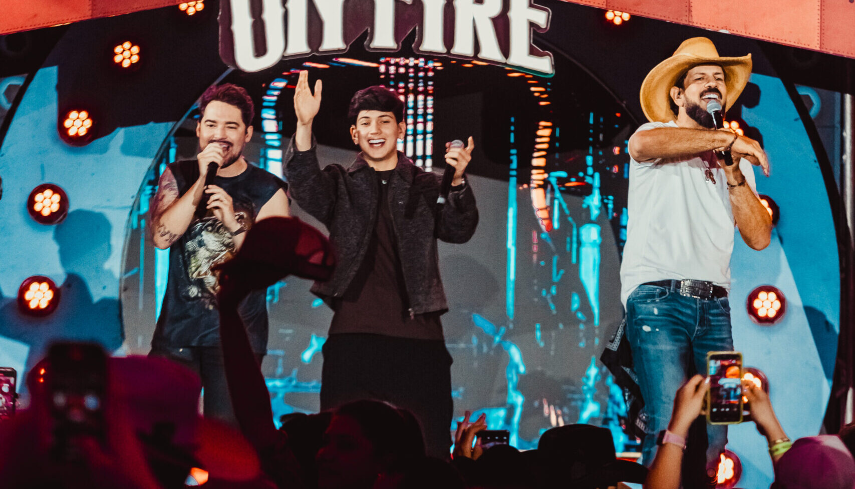 Fernando e Sorocaba recebem Léo Foguete para gravação inédita no Churrasco On Fire