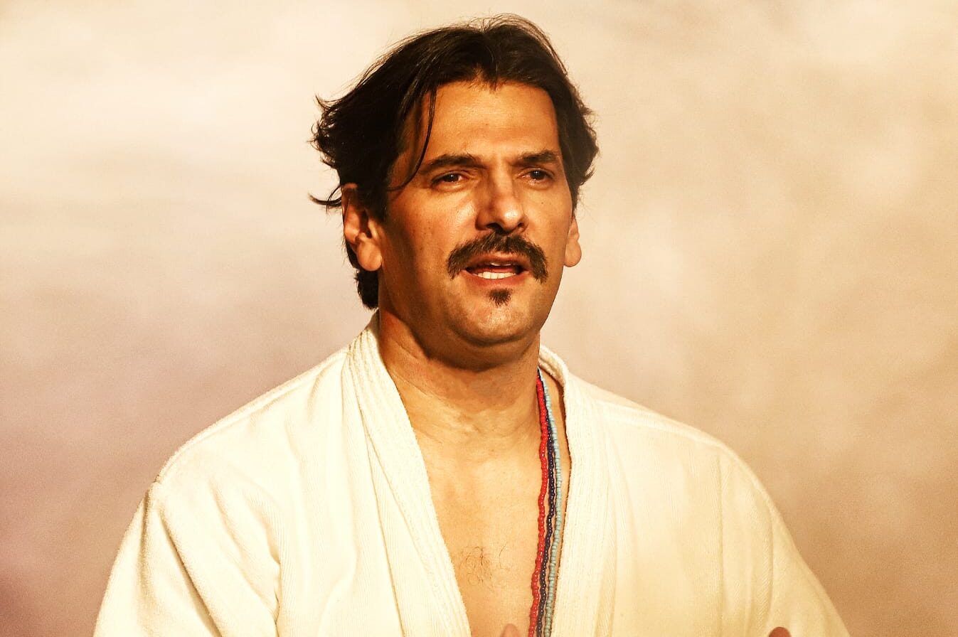 Peça BOY anuncia curta temporada no palco do Teatro West Plaza