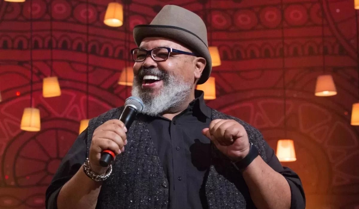 Jorge Aragão celebra 50 anos de carreira com show no Casarão do Firmino, na Lapa