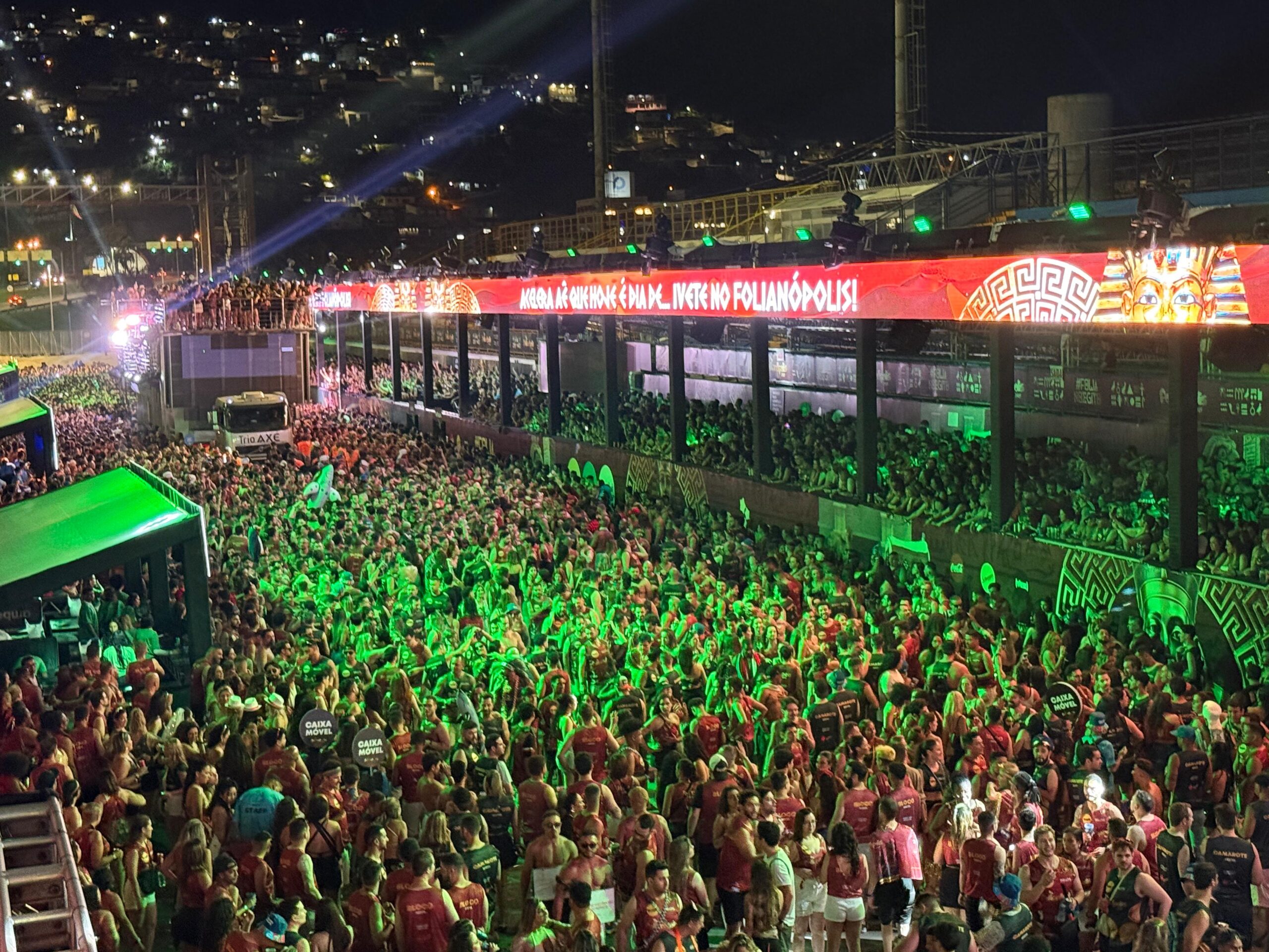 Saulo, Ivete Sangalo e Parangolé movimentam multidão no segundo dia do Folianópolis 2025