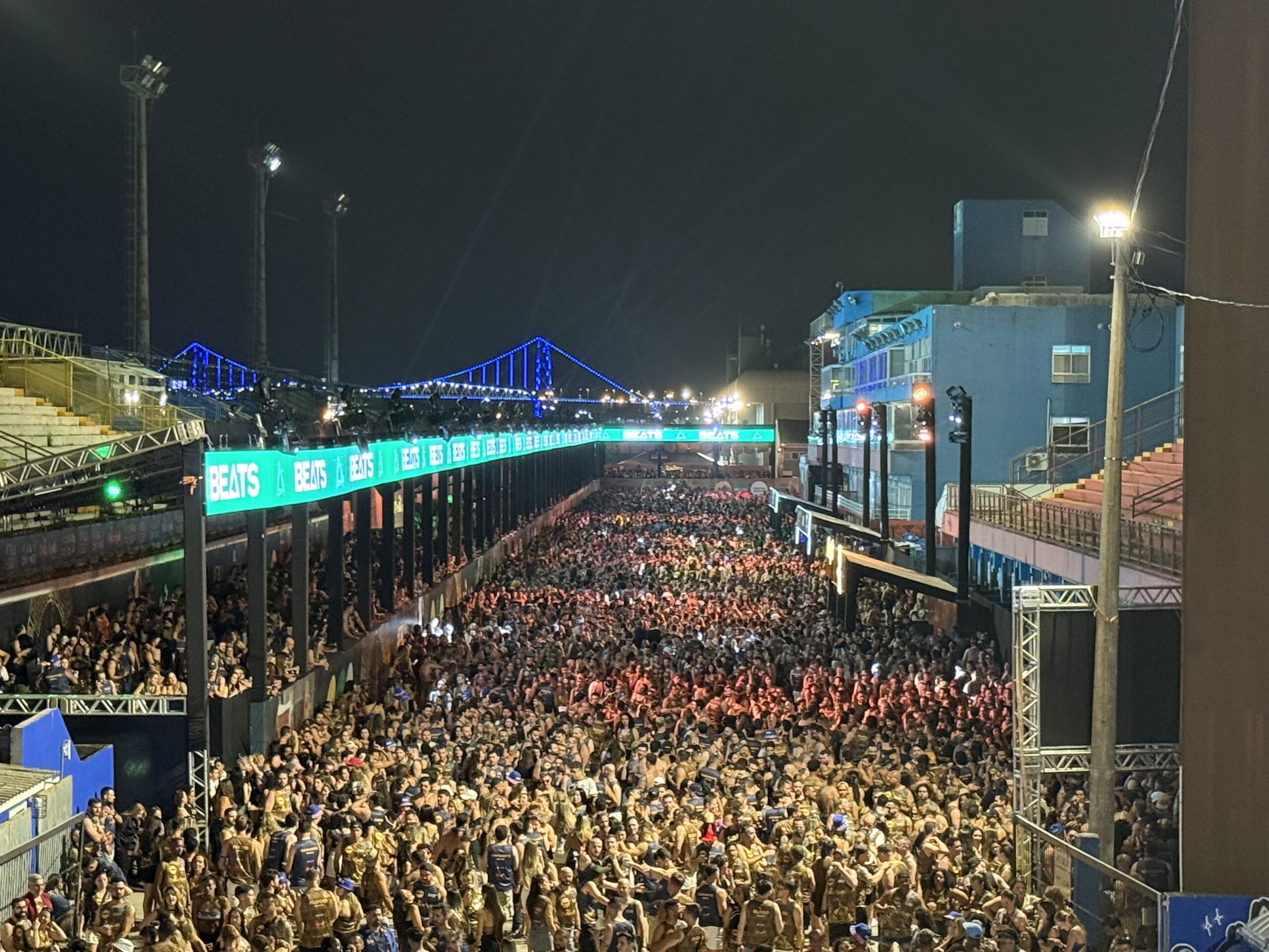 Folianópolis 2025 começa com Banda Eva, Bell Marques e Tony Salles comandando trios na primeira noite
