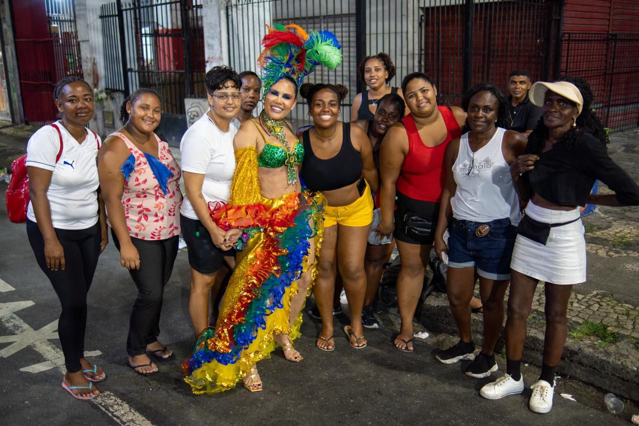 Kelly Fontelli transforma o Circuito Campo Grande em palco de memórias e encerra desfile com tributo às cordeiras