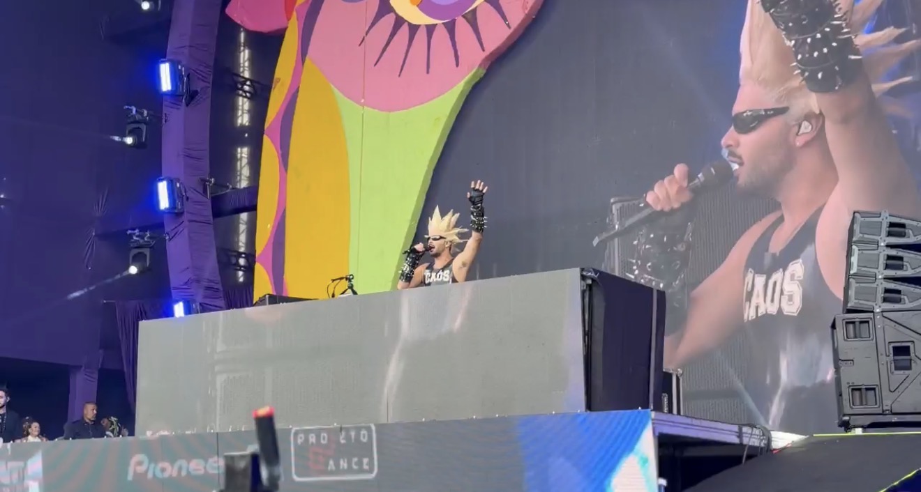 Carnaval na Cidade consagra Pedro Sampaio em noite histórica com homenagem a Supla em São Paulo